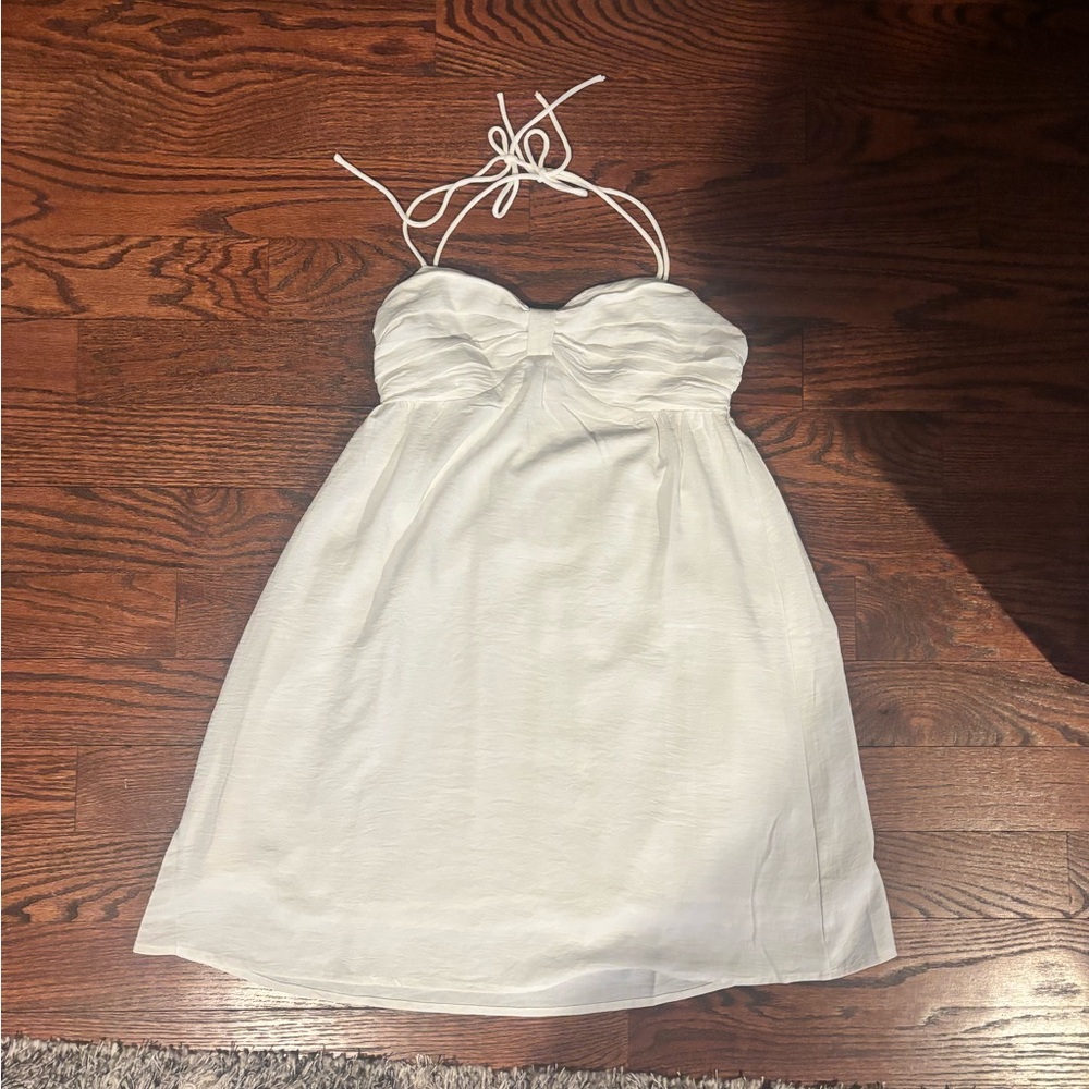 Elegant White Mini Dress